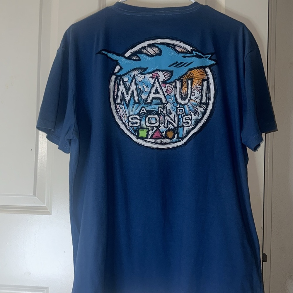 MAUI AND SONS - Picture 4 of 9